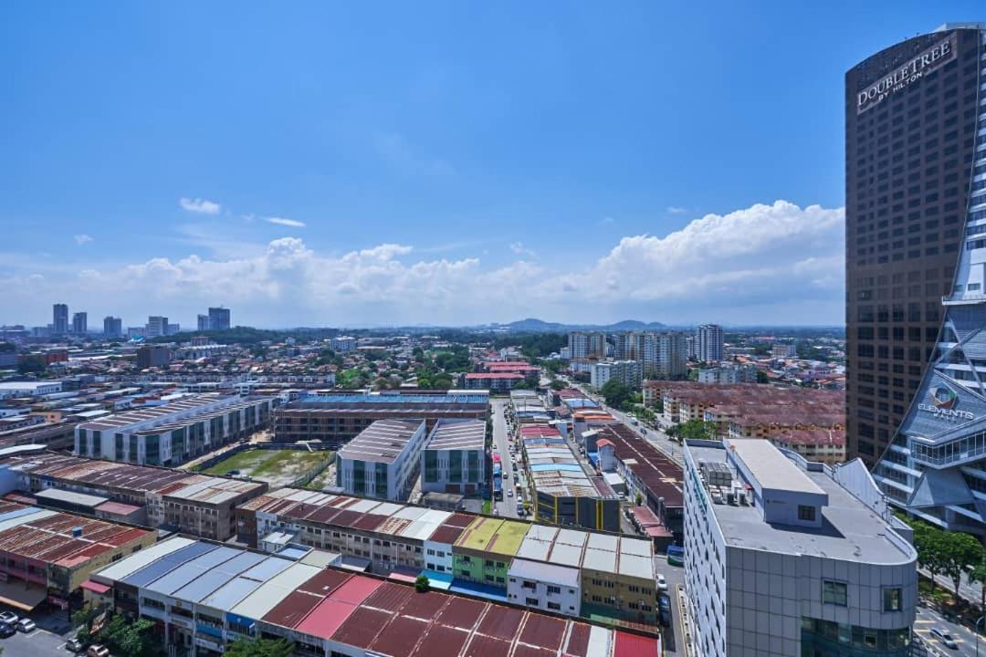 Homestay Shah Rizki At Imperio With Swimming Pool Muslim Friendly Malacca Εξωτερικό φωτογραφία