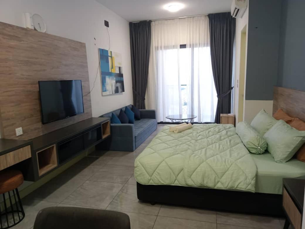 Homestay Shah Rizki At Imperio With Swimming Pool Muslim Friendly Malacca Εξωτερικό φωτογραφία