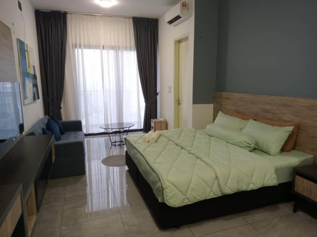 Homestay Shah Rizki At Imperio With Swimming Pool Muslim Friendly Malacca Εξωτερικό φωτογραφία